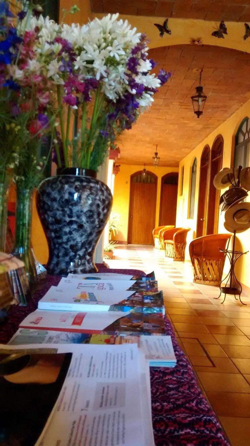 Casa Lidia Hotel Oaxaca Екстериор снимка
